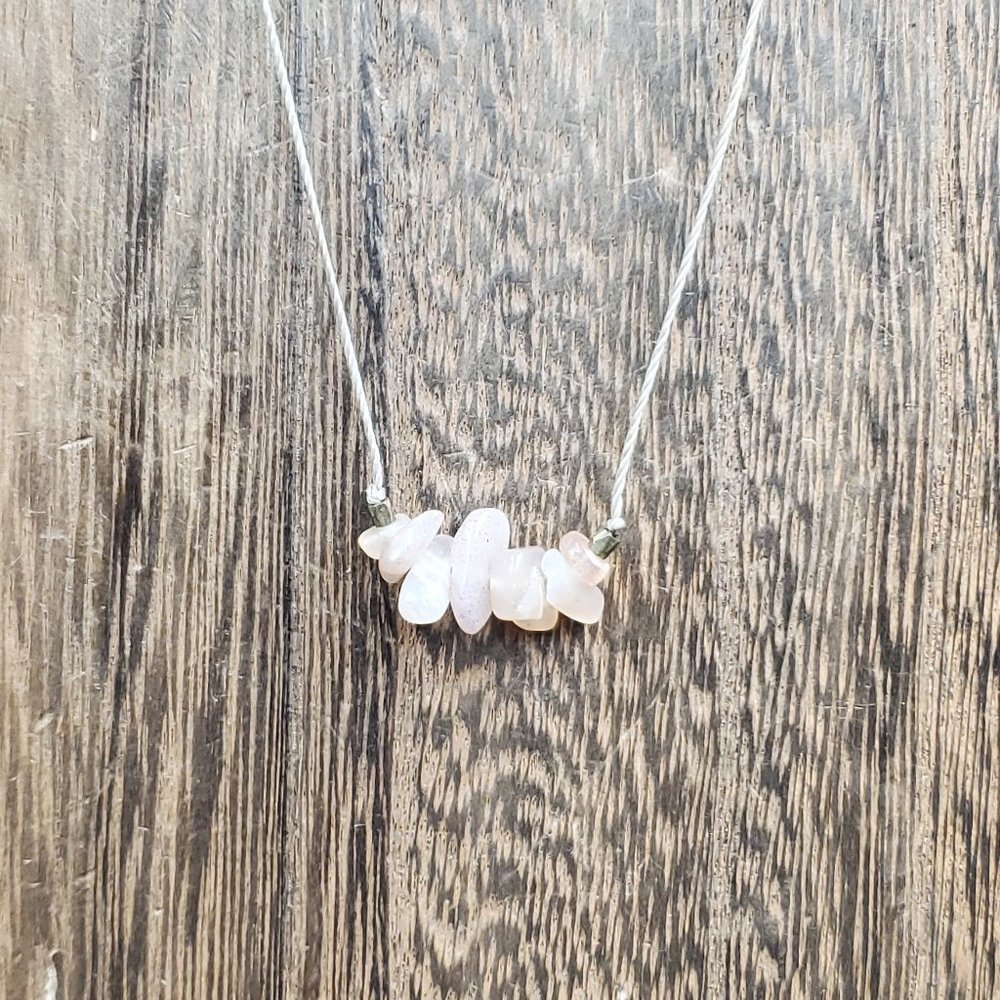 18 Inch Sterling Silver Rose Quartz Chips Cloth Chain Necklace